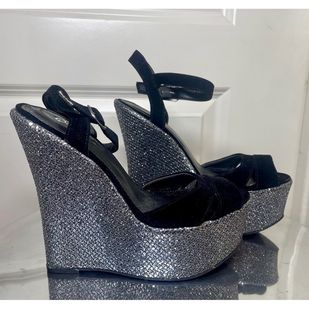 Qupid Women Black Faux Suede Silver Glitter Platform Wedge Sandals Size 6